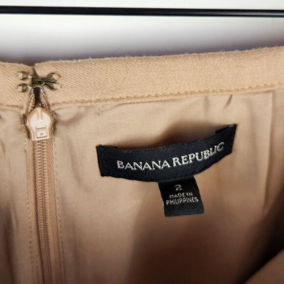 Banana Republic Wool Blend Fuzzy Panel Mini Skirt in Camel sz 2 - Picture 7 of 10
